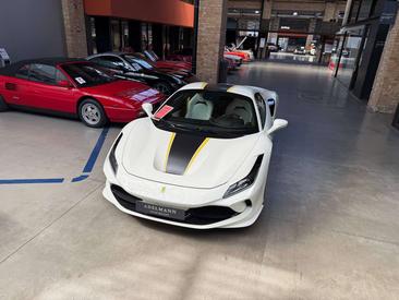 Ferrari F8 Spider — photo 4