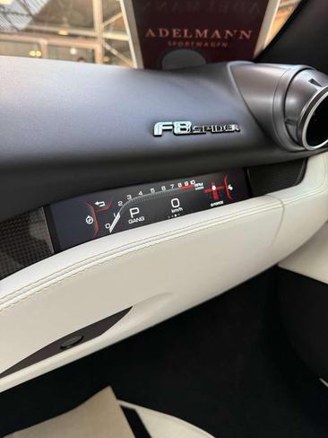 Ferrari F8 Spider — photo 19