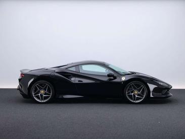 Ferrari F8 Tributo — photo 4