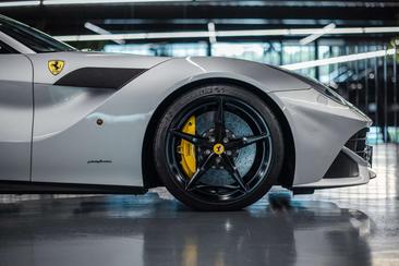 Ferrari F12 Berlinetta — photo 10