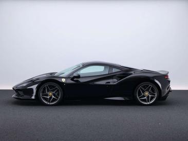 Ferrari F8 Tributo — photo 8