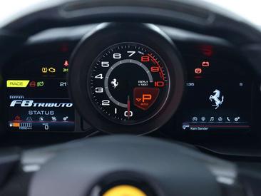 Ferrari F8 Tributo — photo 15