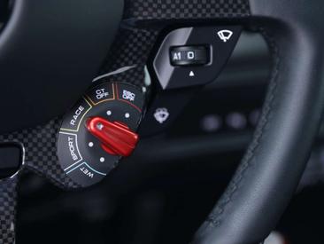 Ferrari F8 Tributo — photo 18