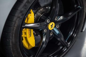 Ferrari F12 Berlinetta — photo 42