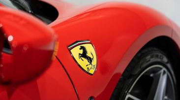Ferrari F8 Tributo — photo 10