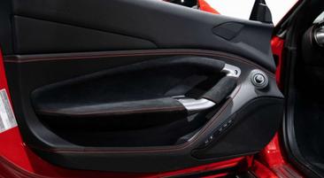 Ferrari F8 Tributo — photo 30