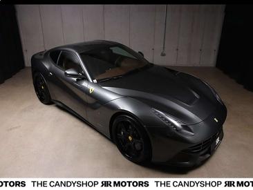 Ferrari F12 Berlinetta — photo 17