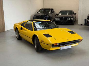 Ferrari 308 GTB Quattrovalvole — photo 3