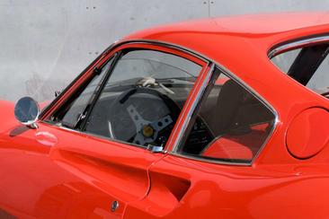 Ferrari Dino 246 GT — photo 12