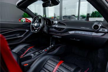Ferrari F8 Spider — photo 13