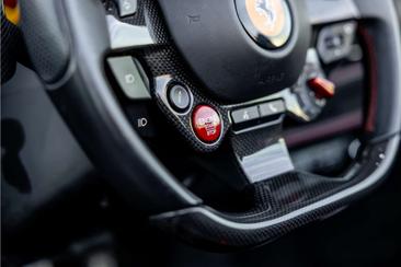 Ferrari F8 Spider — photo 16
