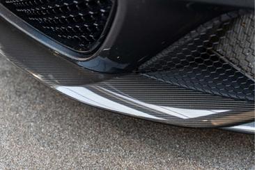 Aston Martin DBS Superleggera V12 — photo 19