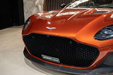 Aston Martin DBS Superleggera V12 — photo 35