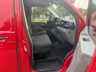 Volkswagen Transporter Van 2.0 TDI 150 — photo 13