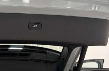 Volvo EX30 Single Motor Extended Range — photo 11
