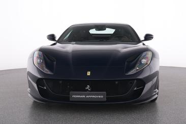 Ferrari 812 Superfast — photo 2