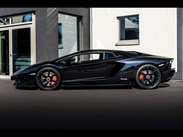 Lamborghini Aventador S — photo 2