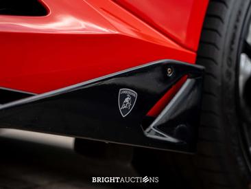 Lamborghini Huracán EVO Spyder — photo 12