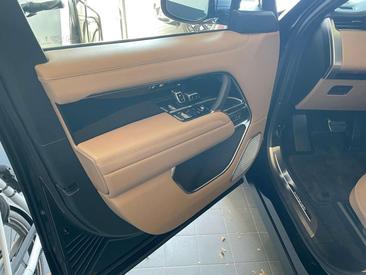 Land Rover Range Rover D350 — photo 12