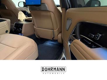 Land Rover Range Rover D350 — photo 24