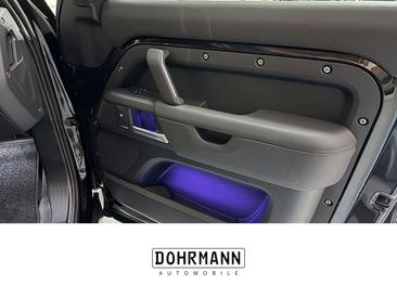 Land Rover Defender 110 D250 — photo 17