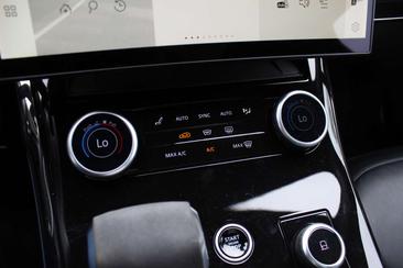 Land Rover Range Rover Sport P440e — photo 28