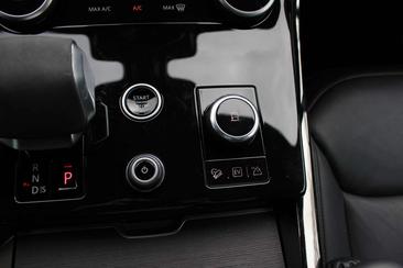 Land Rover Range Rover Sport P440e — photo 30