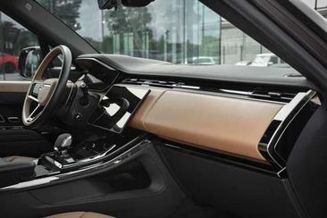 Land Rover Range Rover Sport P460e — photo 12