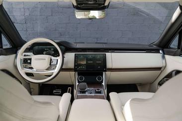 Land Rover Range Rover P440e — photo 6