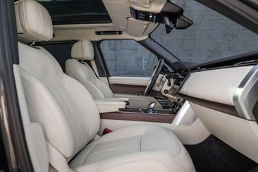 Land Rover Range Rover P440e — photo 7