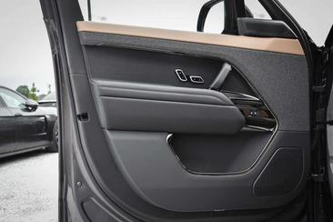 Land Rover Range Rover Sport P460e — photo 10