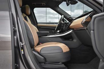 Land Rover Range Rover Sport P460e — photo 11