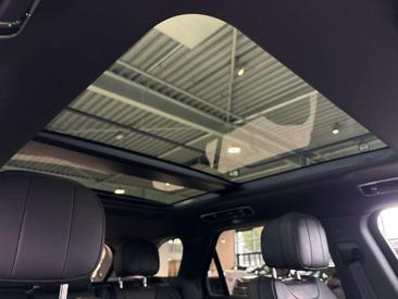 Land Rover Range Rover Sport P460e — photo 8