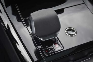 Land Rover Range Rover Sport P460e — photo 22