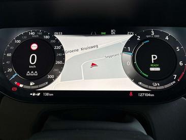 Land Rover Range Rover Sport P460e — photo 16