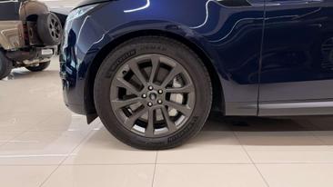 Land Rover Range Rover Sport P440e — photo 9