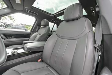 Land Rover Range Rover P460e — photo 17