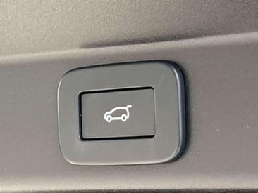 Land Rover Range Rover Sport P460e — photo 30
