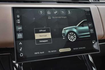 Land Rover Range Rover Sport P460e — photo 28