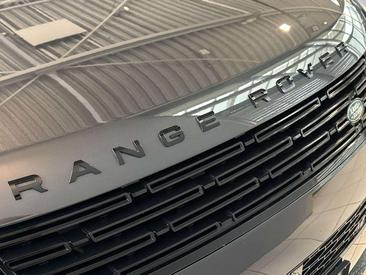 Land Rover Range Rover Sport P460e — photo 32