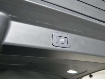 Land Rover Range Rover Sport D250 — photo 19