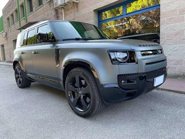 Land Rover Defender 110 P400e — photo 2