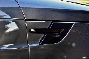 Land Rover Range Rover Sport P550e — photo 7
