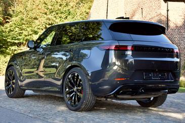 Land Rover Range Rover Sport P550e — photo 19
