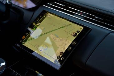 Land Rover Range Rover Sport P550e — photo 36