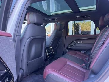 Land Rover Range Rover Sport D300 — photo 14