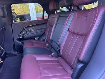 Land Rover Range Rover Sport D300 — photo 16