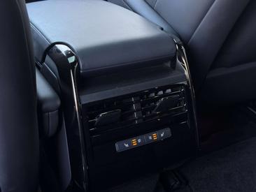 Land Rover Range Rover Sport D300 — photo 31
