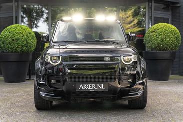 Land Rover Defender 110 P400e — photo 11