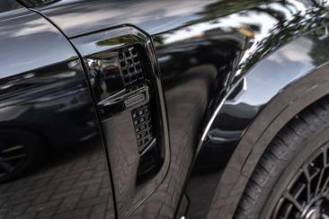 Land Rover Defender 110 P400e — photo 15